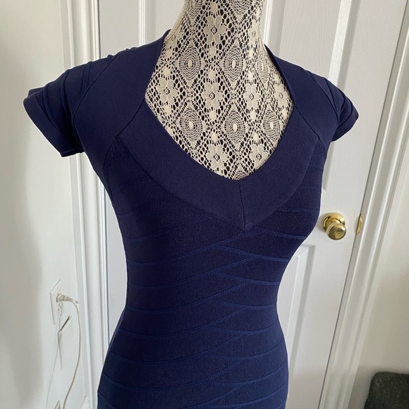 La Cite navy blue bandage bodycon midi dress size XS/S EUC - Picture 2 of 5
